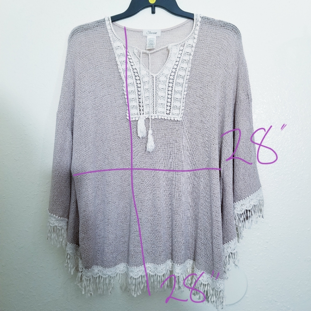 Plus Size crochet detail top - Picture 6 of 9
